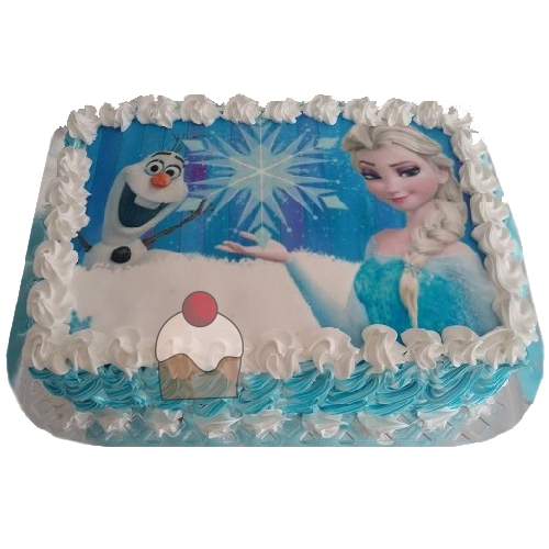 Delicata torta per bambine dedicata a Frozen, farcita con crema e decorata  con panna
